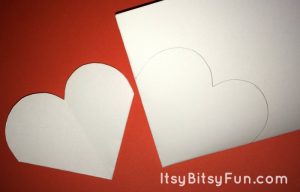 Mini Heart Shaped Book Note - itsybitsyfun.com